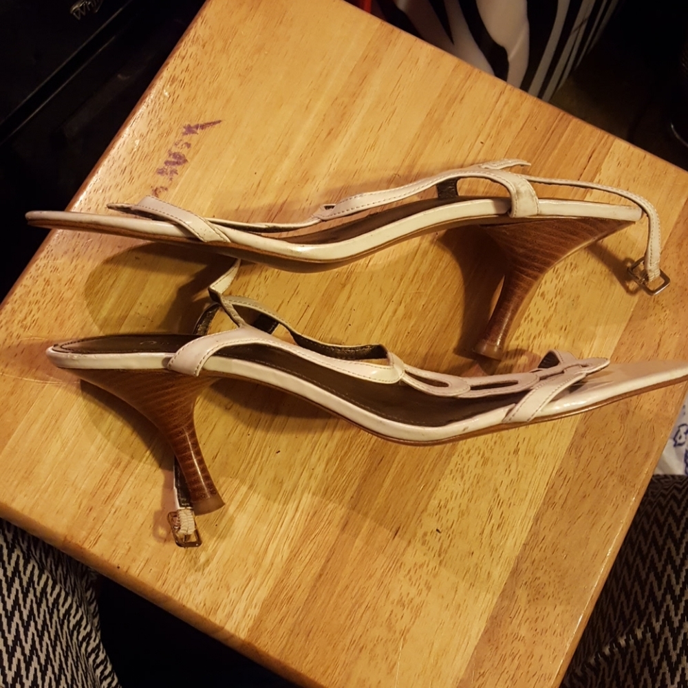 Heels - Picture 3 of 5